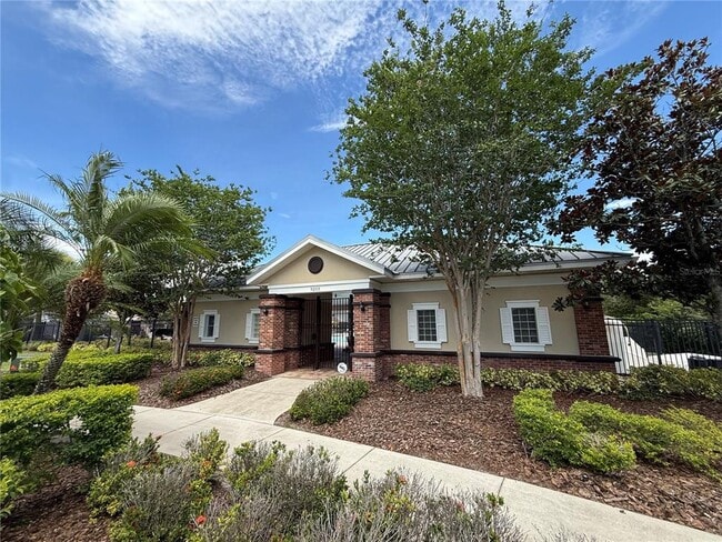 Building Photo - 9154 Hillcroft Dr