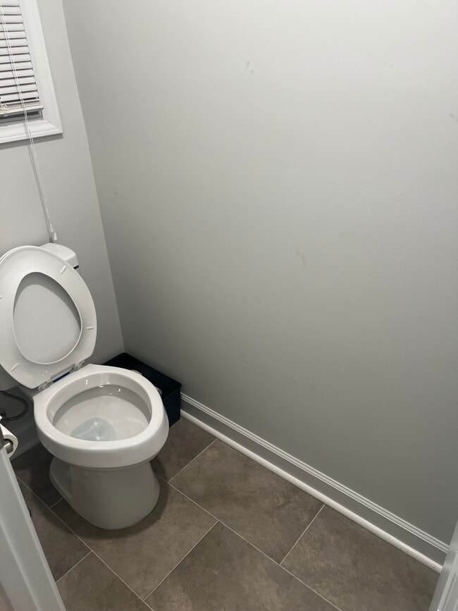 Building Photo - 705 Georgetown Cir