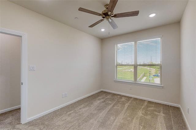 Building Photo - 16124 Doe Lk Dr