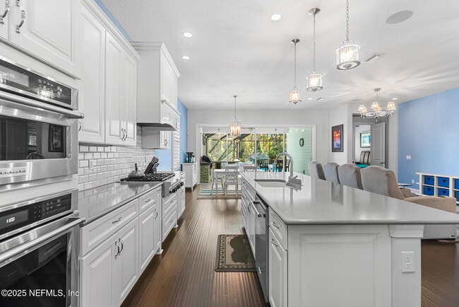 Building Photo - 217 Bonita Vista Dr