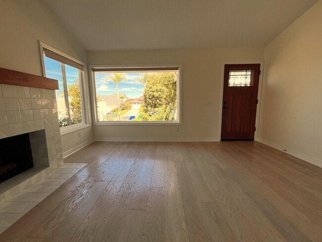 Building Photo - Most Charming Home in La Costa