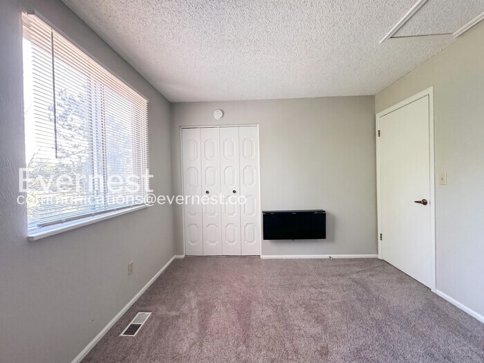 Building Photo - 9695 W 81st Ave