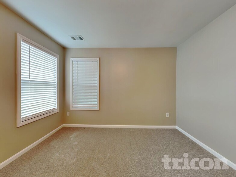 Building Photo - 3100 Wrenwood Ct