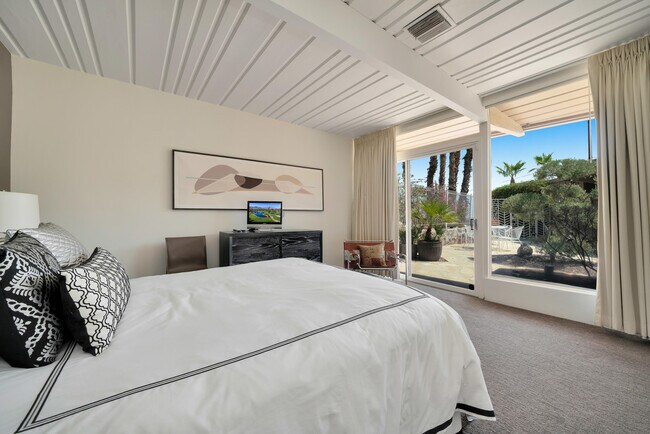 Building Photo - 17 Cahuilla Hills Dr