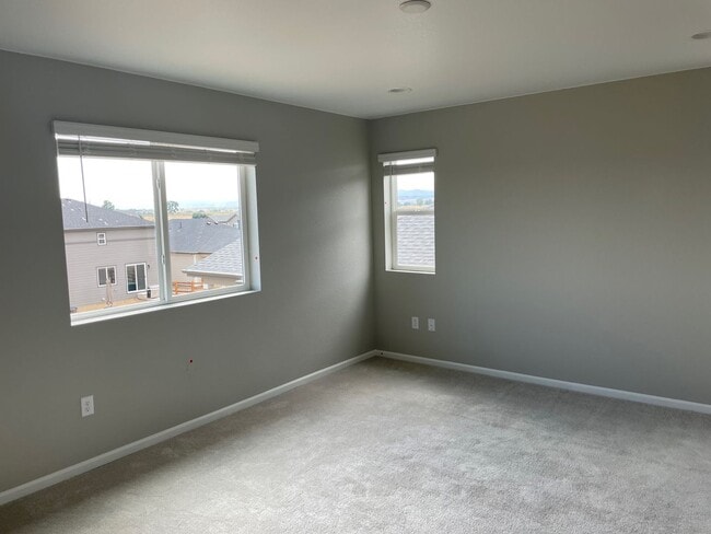 Building Photo - 1105 Blue Bell Rd