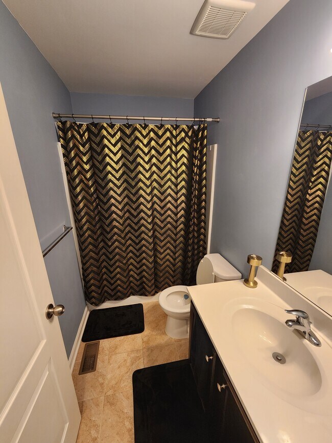 Building Photo - 108 Buddy Powell Ln