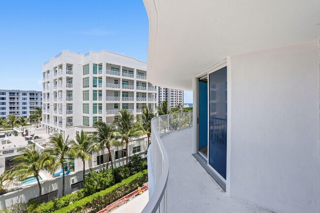 Building Photo - 3210 S Ocean Blvd