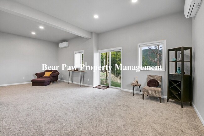 Building Photo - "Experience Mountain Living at Its Finest ...