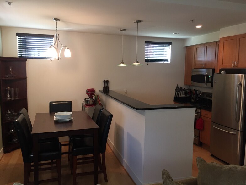 Building Photo - 1425 11th Street Northwest