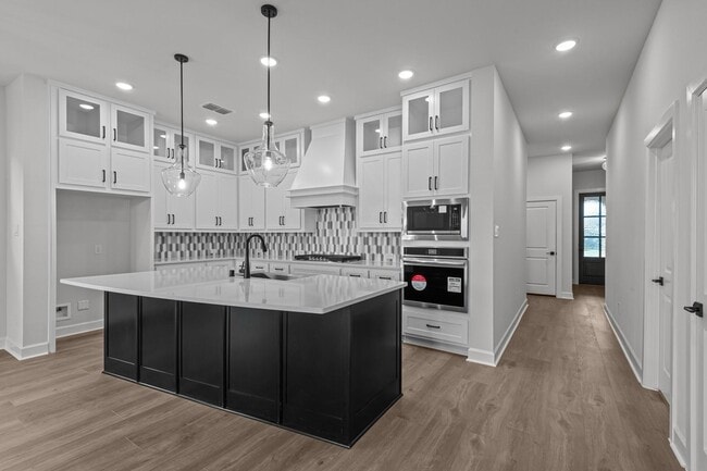 Building Photo - 119 Amaranth Wy