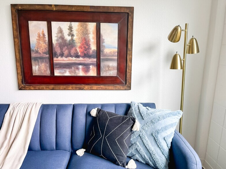 Building Photo - 2515 Burnet Ave