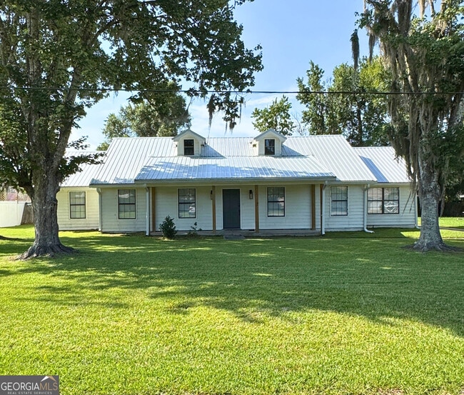 Primary Photo - 124 Wolfbay Cir