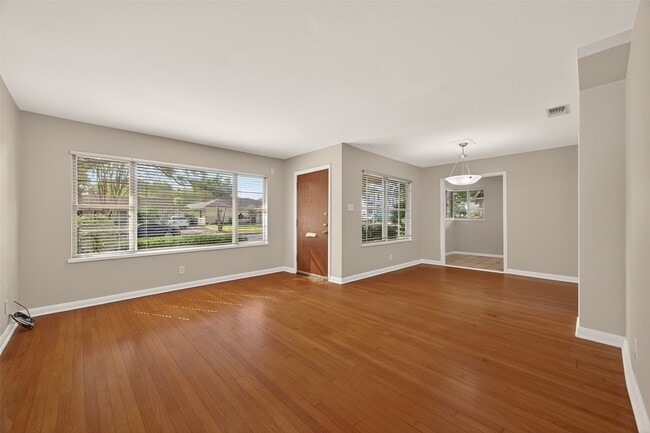 Building Photo - 3314 Westridge St