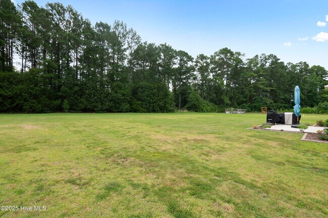 Building Photo - 410 Silverstone Pl