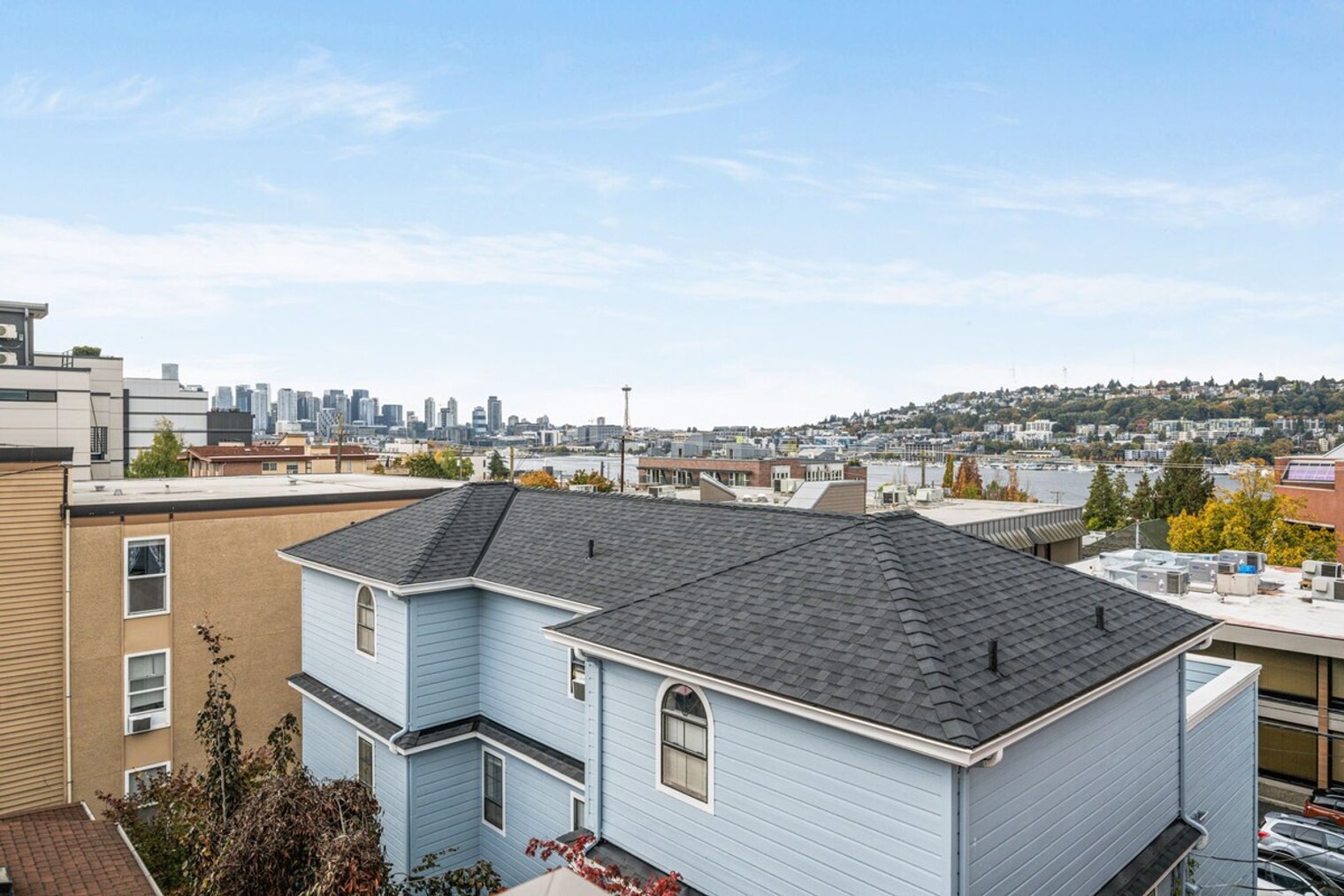 Building Photo - 2319 Franklin Ave E