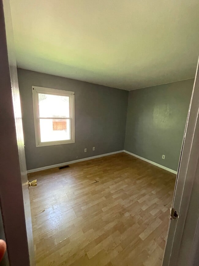 Building Photo - 5212 Bahia Dr