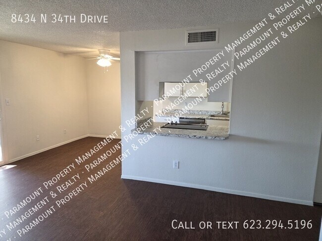 Building Photo - 8434 N 34th Dr