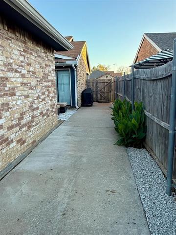 Building Photo - 4448 Chapman St