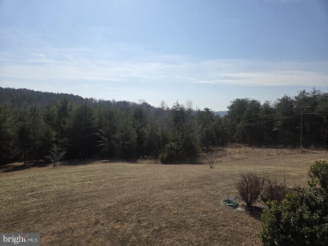 Building Photo - 6209 Stubbs Cove Ln