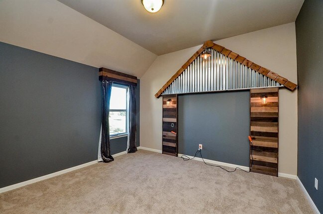 Building Photo - 2703 Bonnie Bray Dr