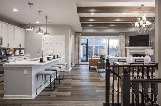 Building Photo - 599 Bellasera Dr