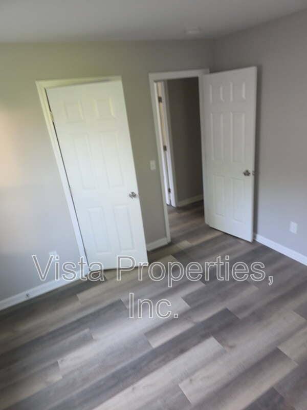 Building Photo - 5510 Halstead Ave