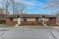 Building Photo - 160 N 4th St