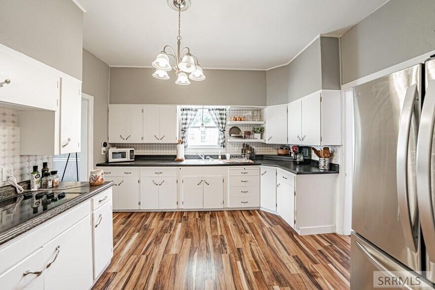 Building Photo - 2910 E Lincoln Rd