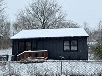 Building Photo - 8415 Park Ave