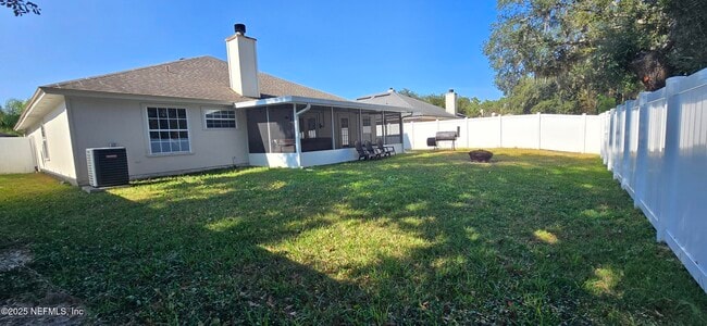 Building Photo - 11579 Alexis Forest Dr E