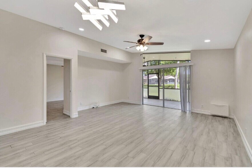 Building Photo - 11555 Orange Blossom Ln