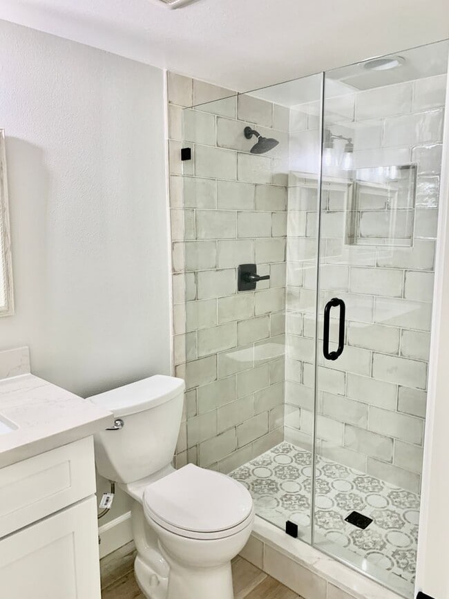 Building Photo - Newly Rebuilt 2 Story Home