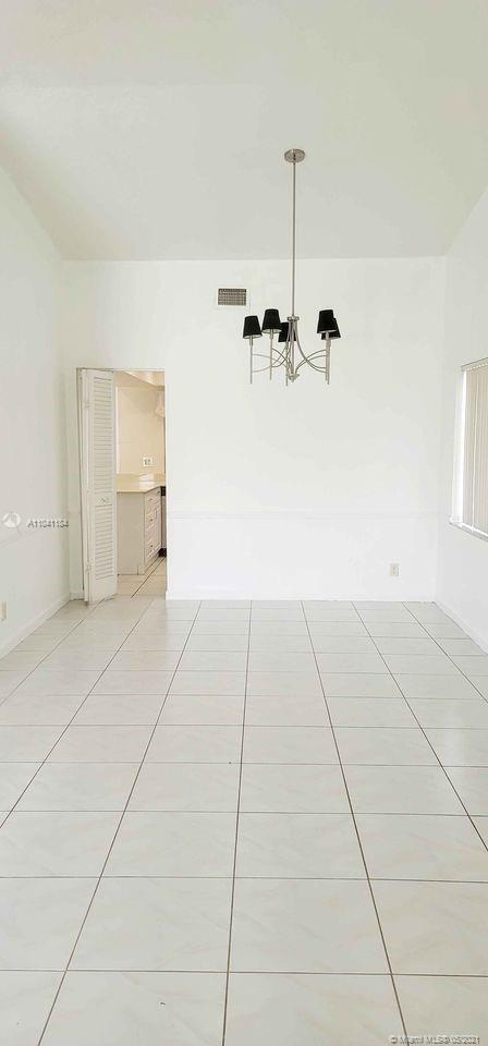 Building Photo - 6991 NW 20th Ct
