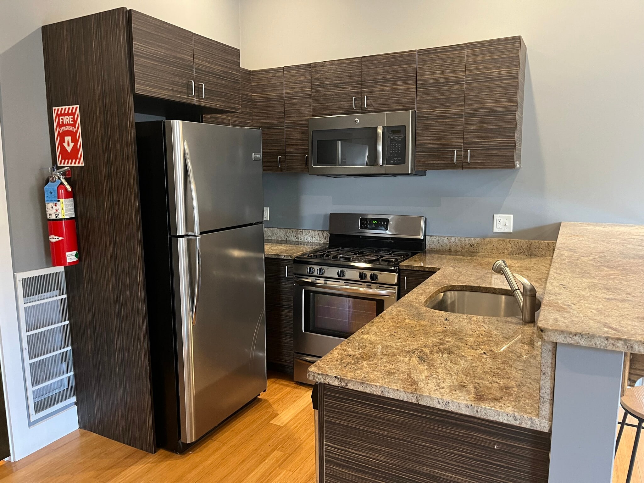Kitchen - 64 Pitman St