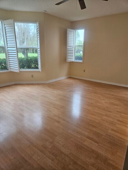 Building Photo - 1208 Clays Trl