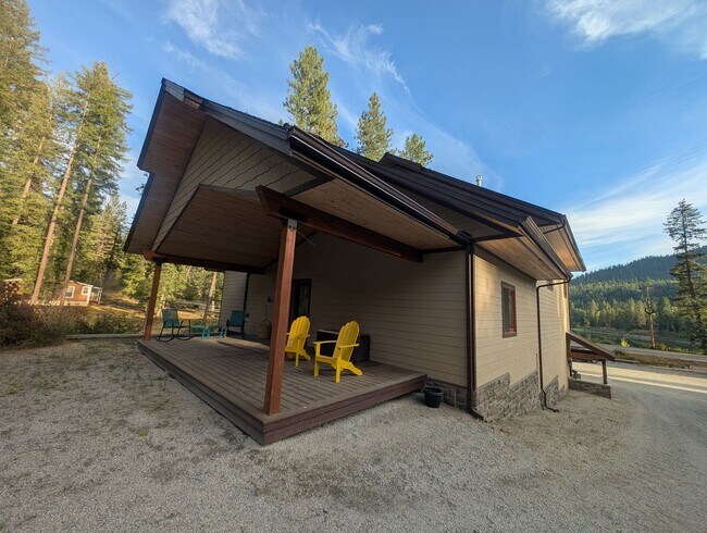Building Photo - 2448 Le Clerc Rd S