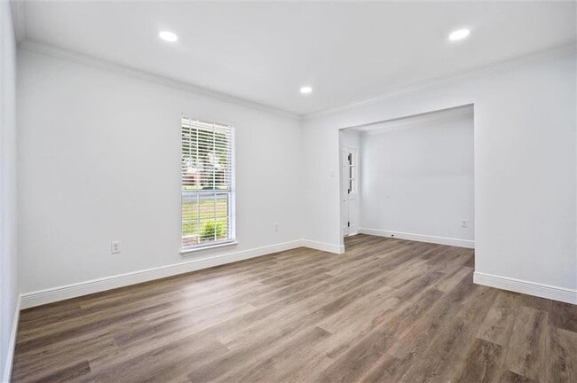 Building Photo - 7328 Janita Dr