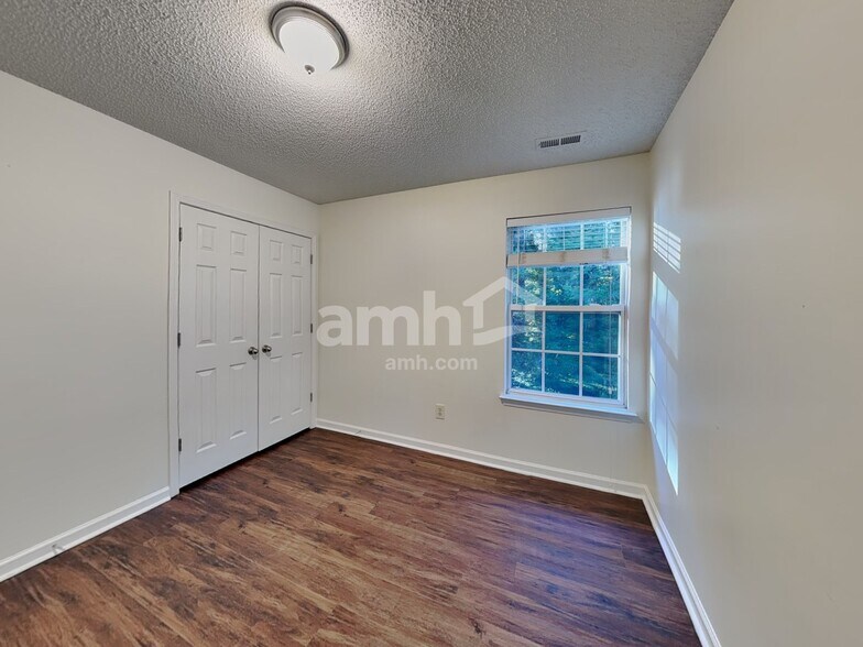 Building Photo - 4763 Asherton Pl NW