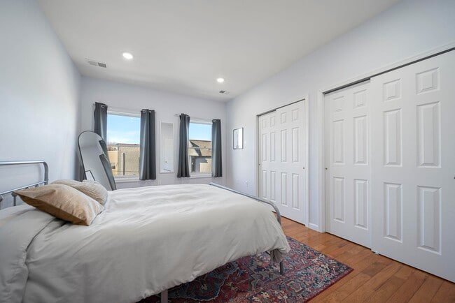 Building Photo - 43.5 Belmont Ave