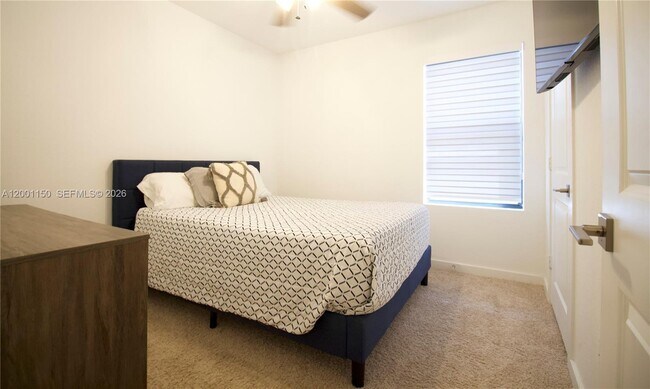 Building Photo - 511 NW 17th St