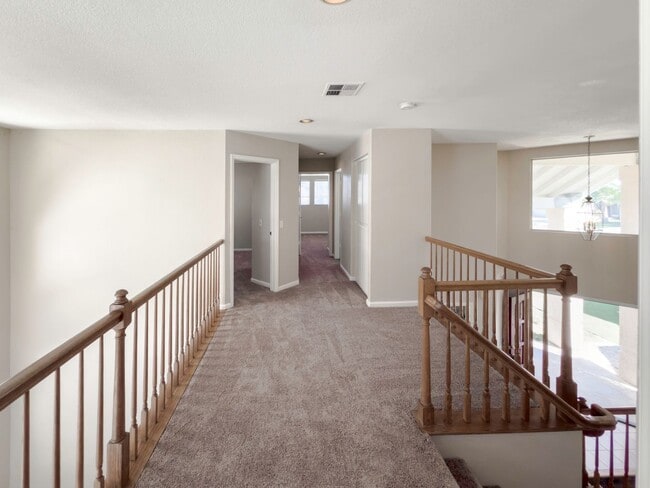 Building Photo - 4 BEDROOM / 3 CAR GARAGE MURRIETA HOME FOR...