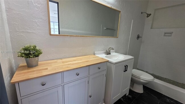 Building Photo - 2100 N 62nd Ave