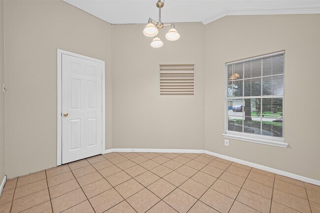 Building Photo - 17230 Hollow Sands Ct