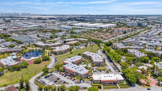 Building Photo - 4900 NW 79th Ave