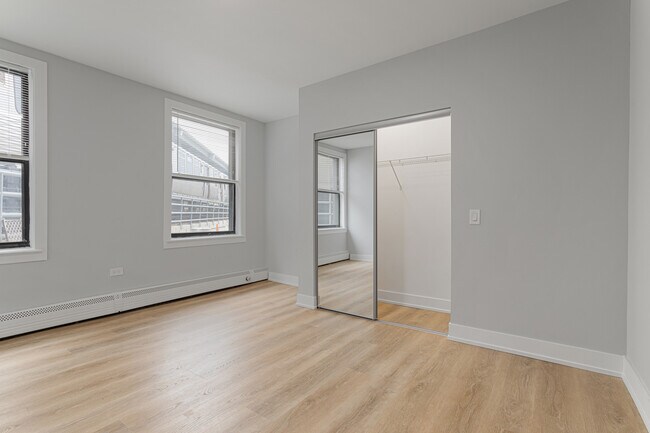 Building Photo - 1625 W Howard St