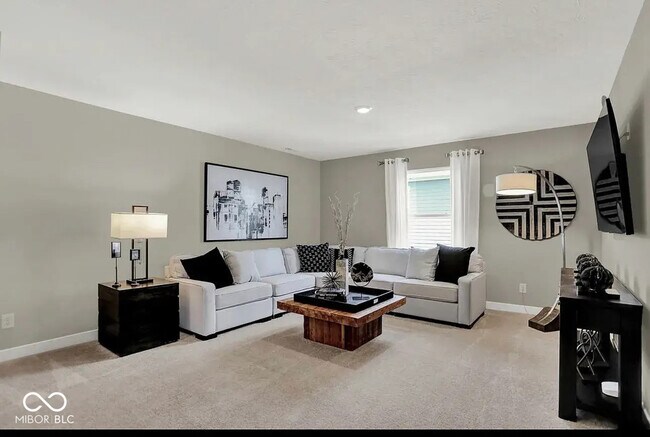 Building Photo - 16935 Sherwin Ct