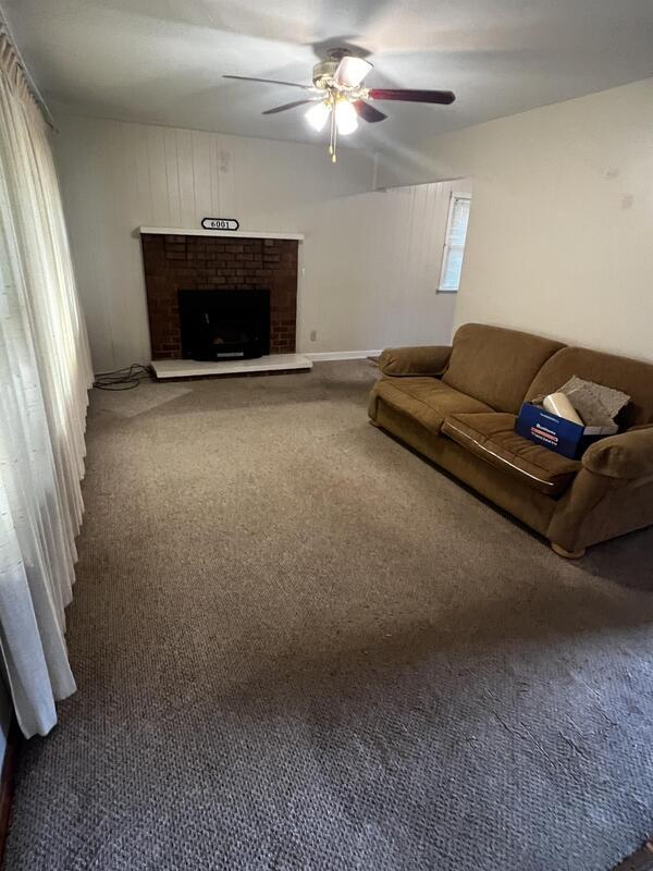 Building Photo - 6001 Applegate Ln