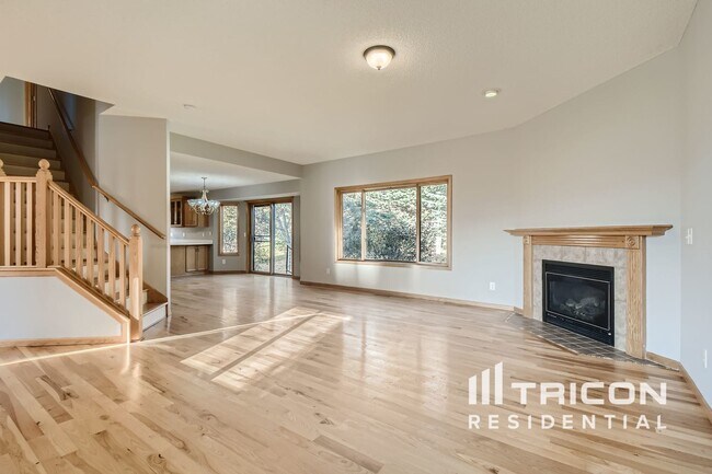 Building Photo - 1312 Miles Ct