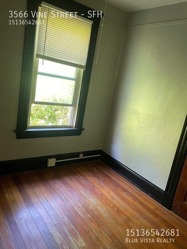 Building Photo - 3566 Vine St