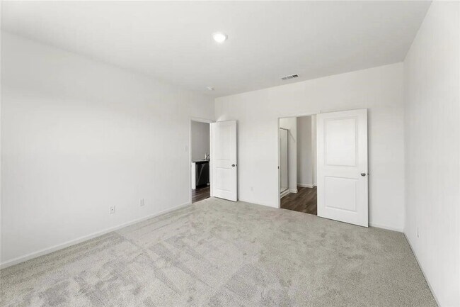 Building Photo - 1829 Pueblo St